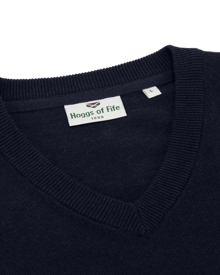 Hoggs Of Fife Stirling II V Neck Pullover.